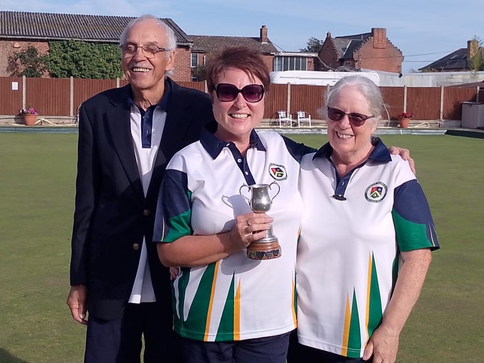 Ladies-Hodgson Kate Alden runner up Cathy Patel